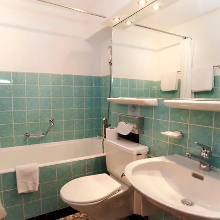 Готель Ambiente 3*